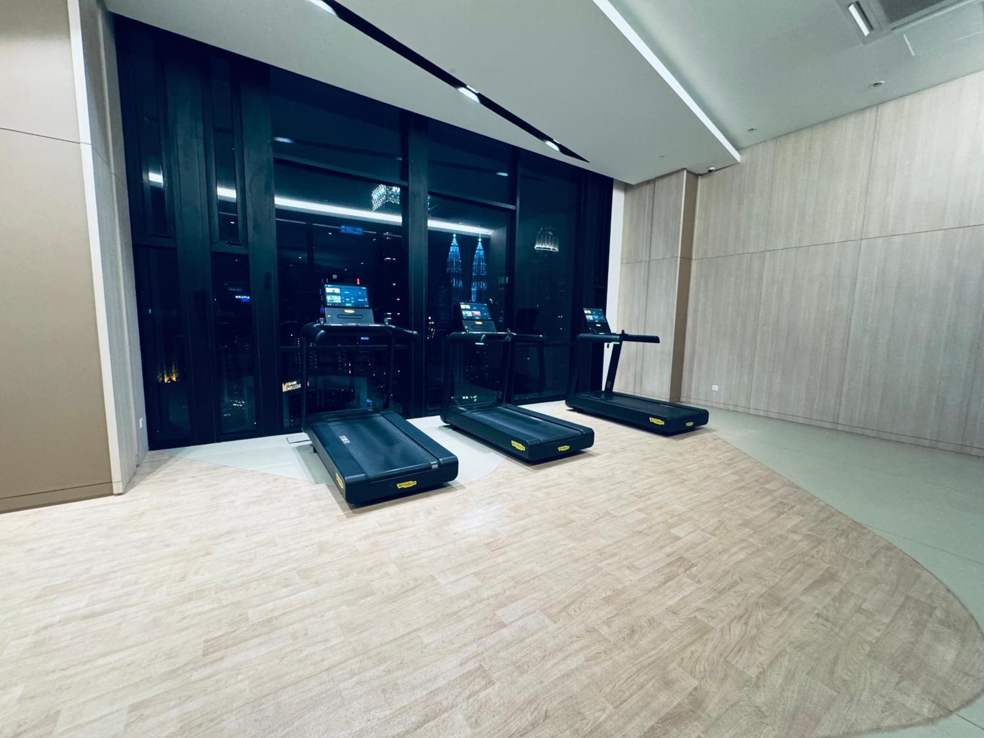 Luxury Suites At Axon Residence Kuala Lumpur Exterior photo