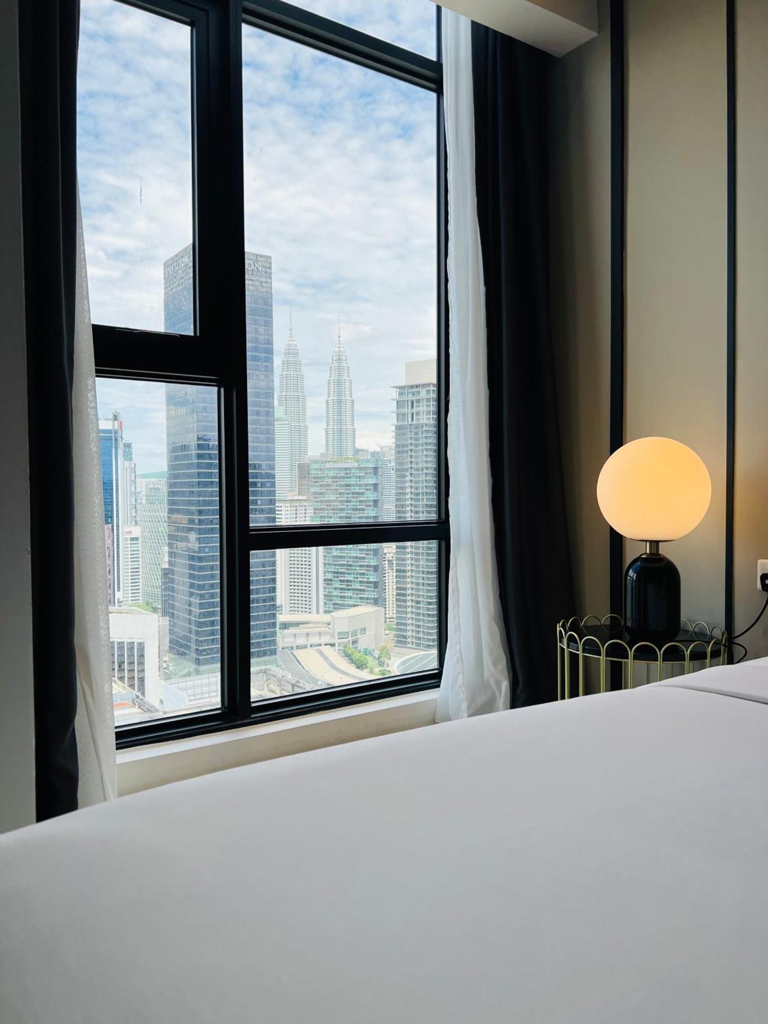 Luxury Suites At Axon Residence Kuala Lumpur Exterior photo