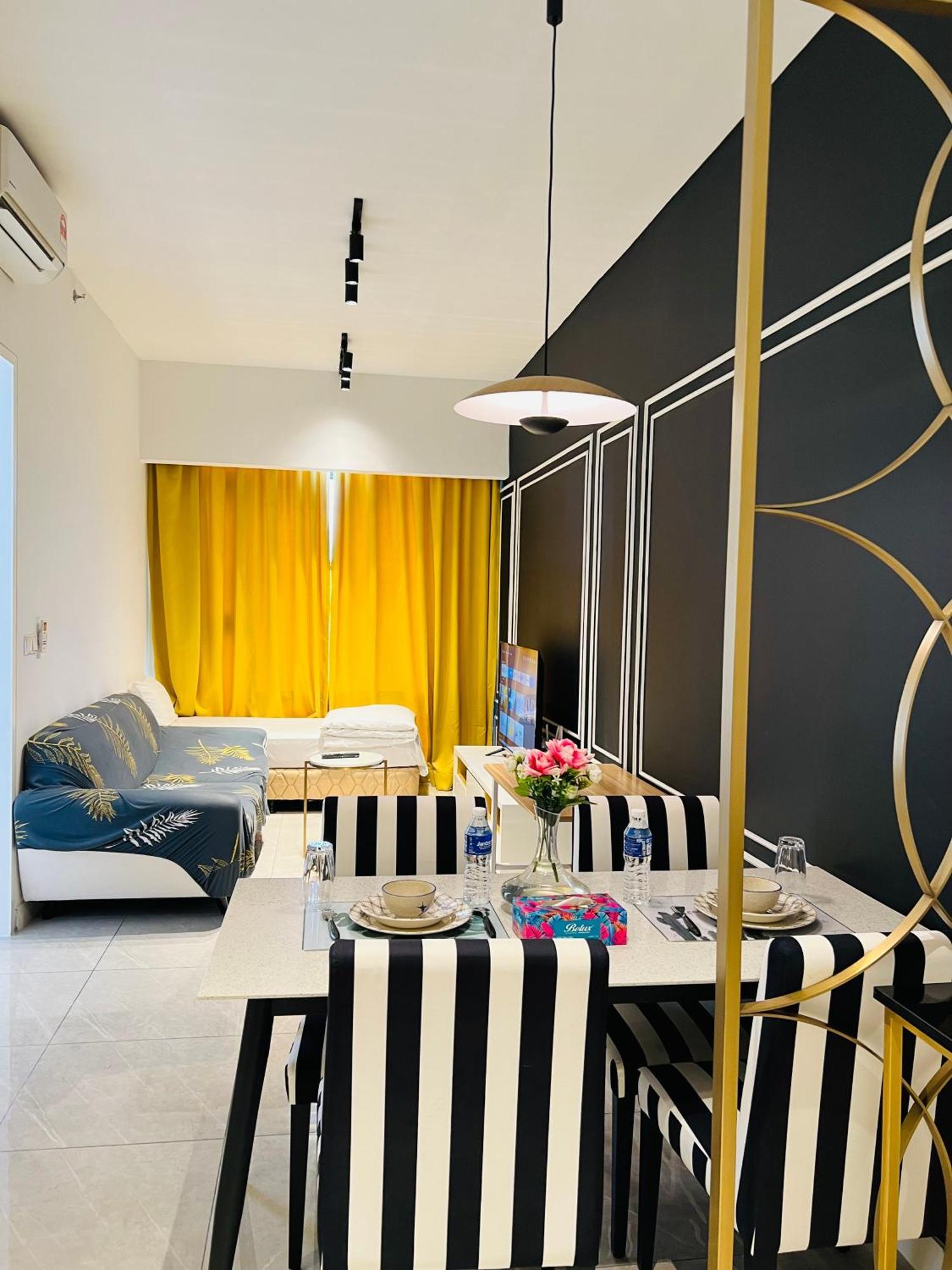 Luxury Suites At Axon Residence Kuala Lumpur Exterior photo